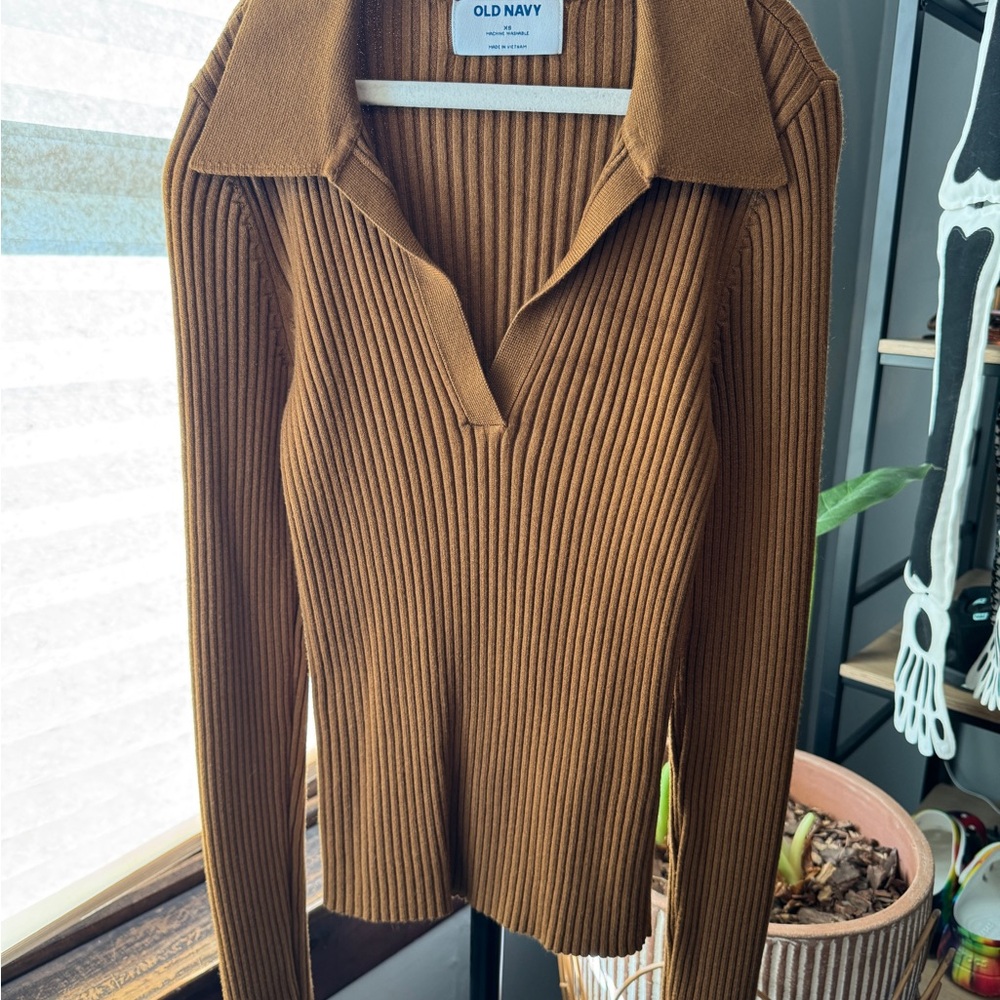 Old Navy Ribbed Polo Sweater in Caramel